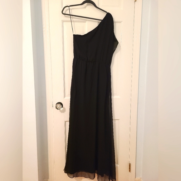NEW Wink black asymmetrical black silk gown - Picture 4 of 5